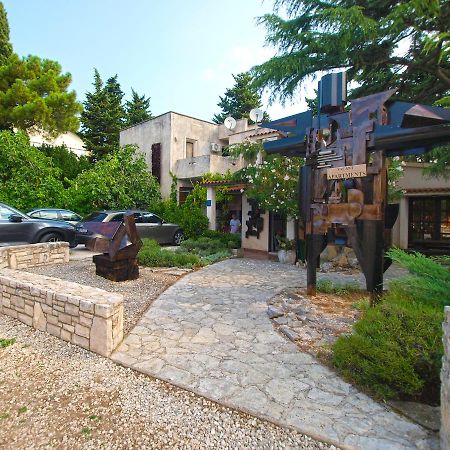 Apartments Nenad 1720 Premantura Luaran gambar
