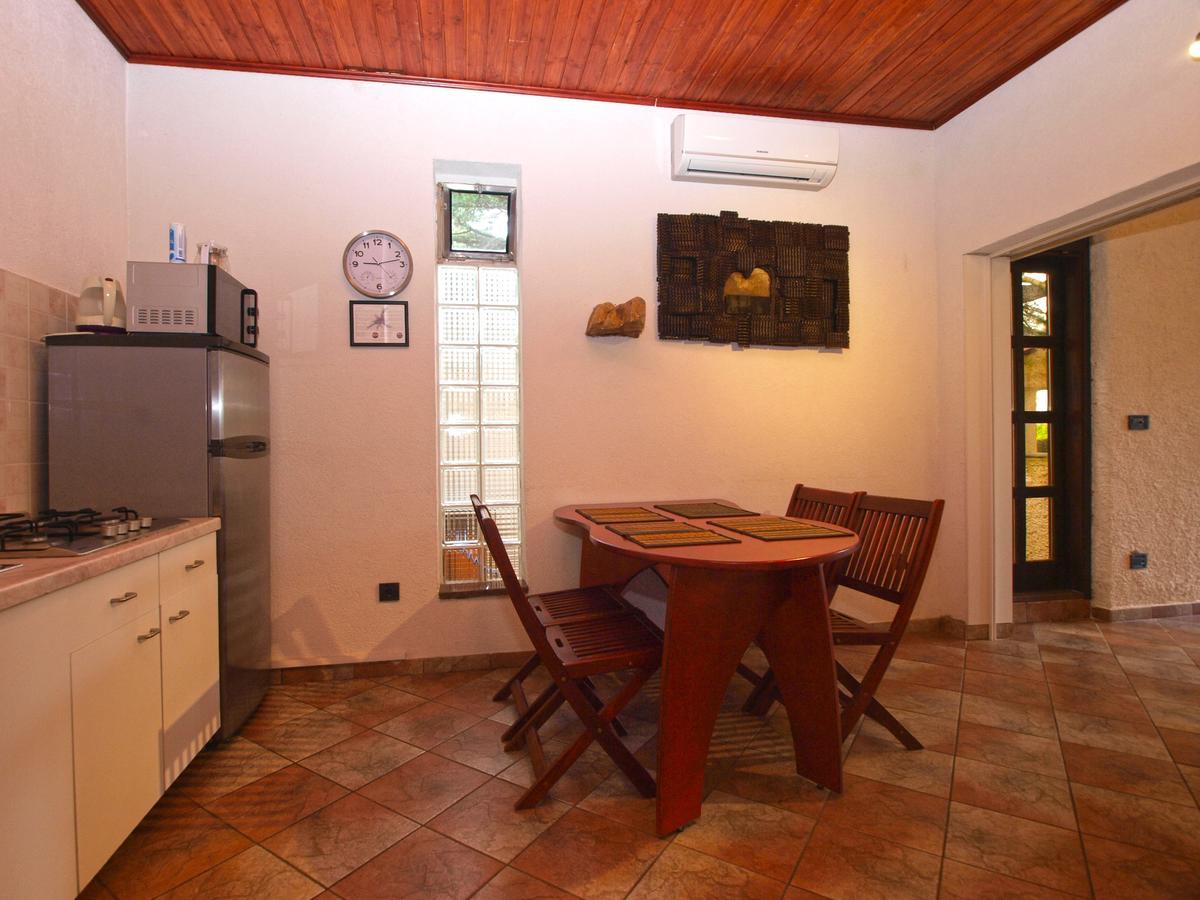 Apartments Nenad 1720 Premantura Luaran gambar