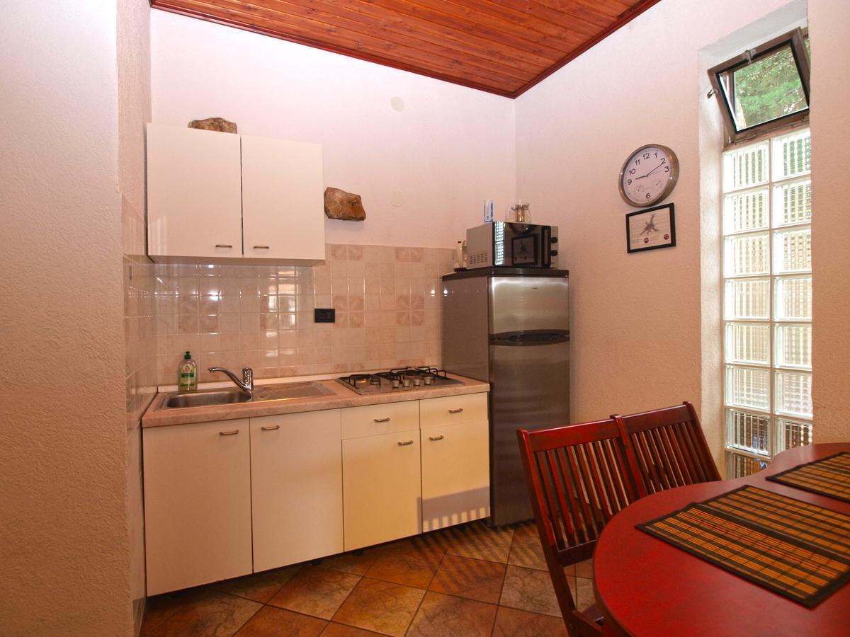 Apartments Nenad 1720 Premantura Luaran gambar