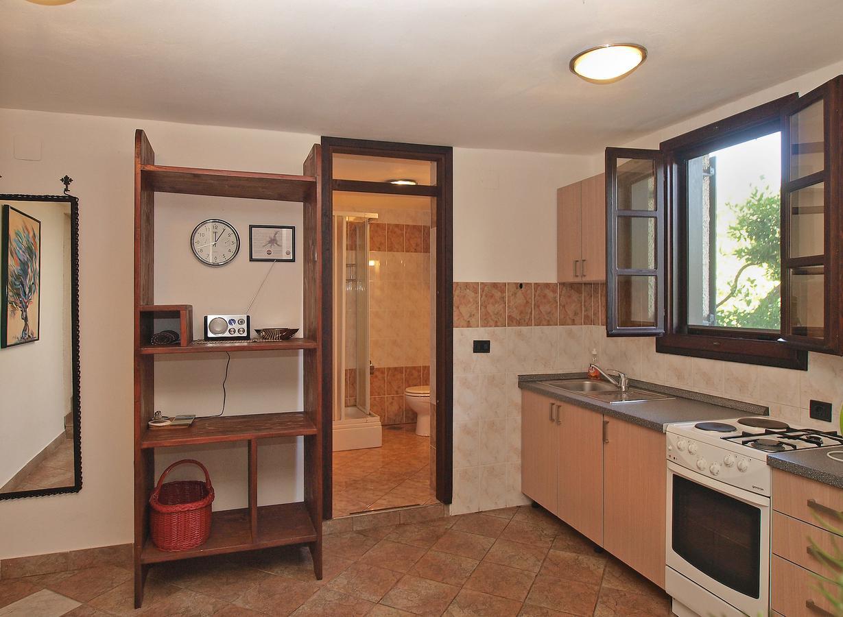 Apartments Nenad 1720 Premantura Luaran gambar